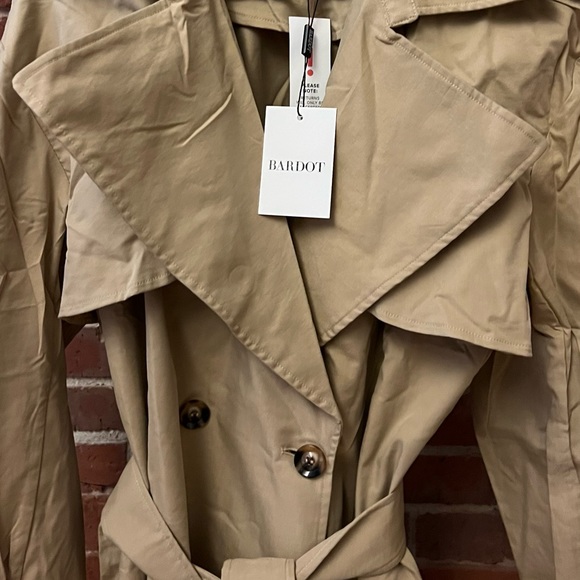 Bardot trench coat 🧥♥️ - Picture 5 of 5